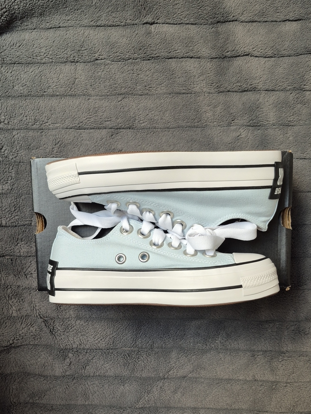 Converse CTAS Lift Platform Sketch Low Top In Winter Slay Size 8, Brand New